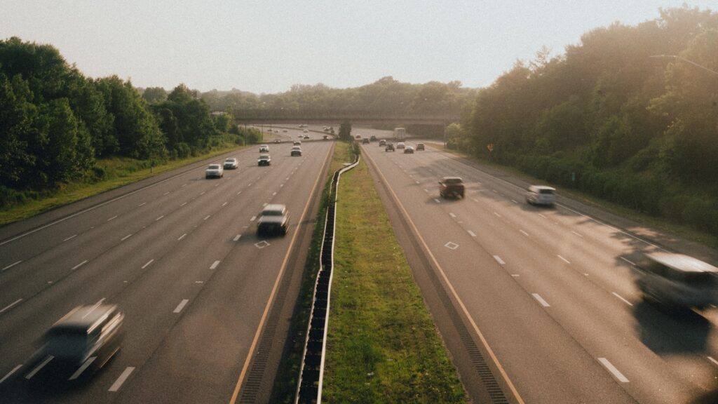 Georgia’s Move Over Law: What Every Driver on I-285 and Clayton County Roads Needs to Know 2 Move Over Law